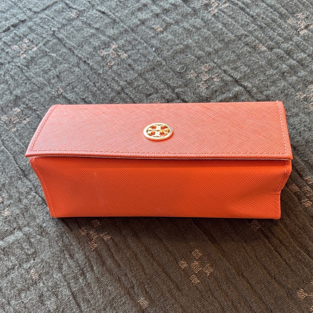 Tory Burch Coral-Orange Saffiano Leather Sunglasses Case with Logo - Picture 2 of 4